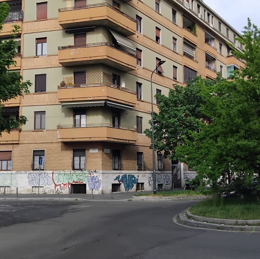 Negozio-zona Bande Nere
