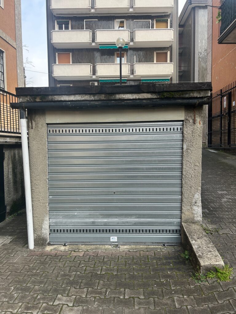 Box - Corsico Via Sant'Adele 68