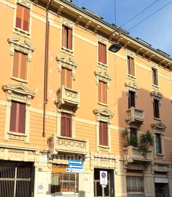 Via Panizza n 8 MONOLOCALE  IN ZONA CORSO VERCELLI