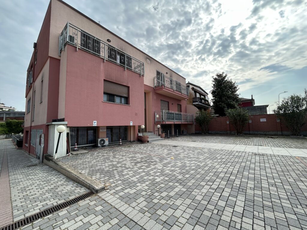 TRILOCALE - ROZZANO, VIALE ISONZO