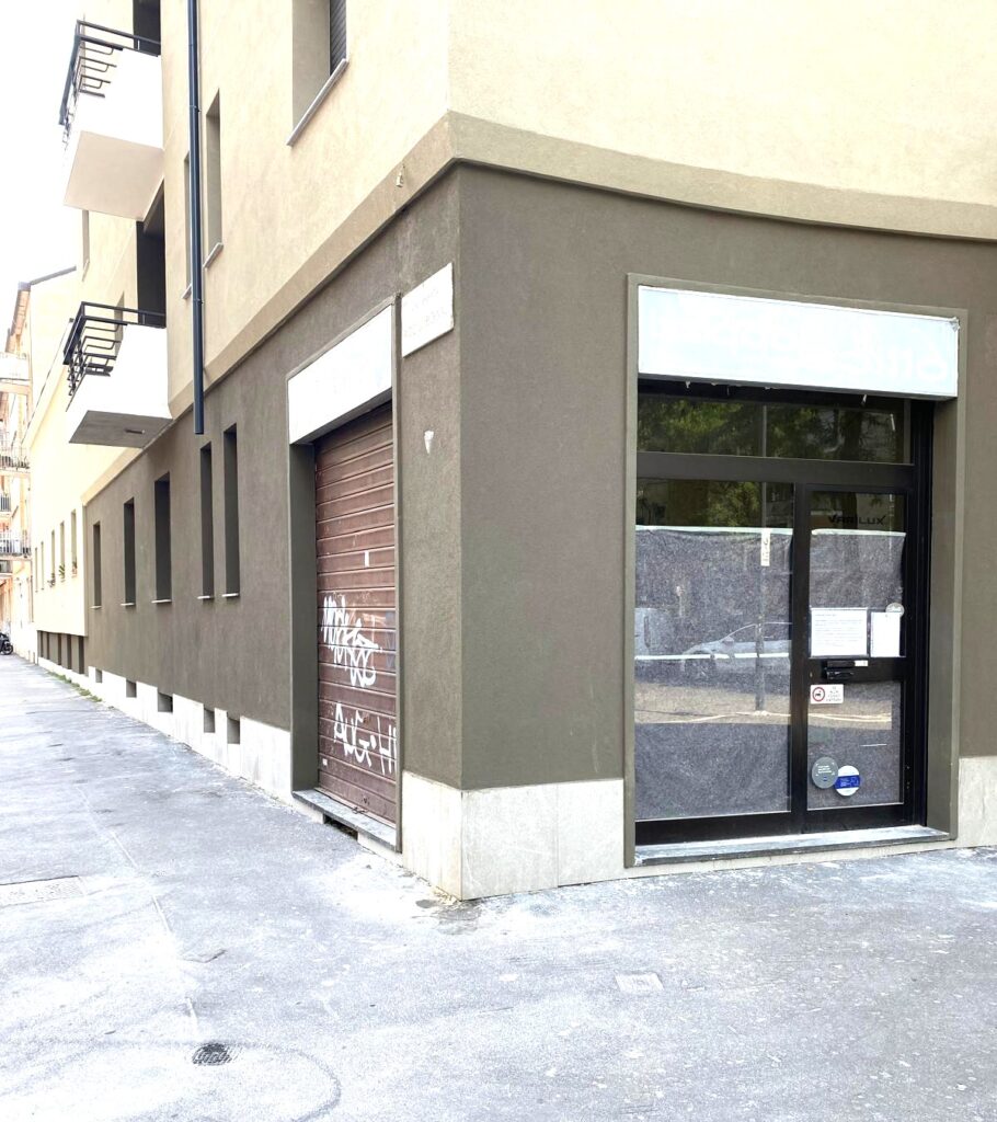 Negozio Milano - zona Gambara