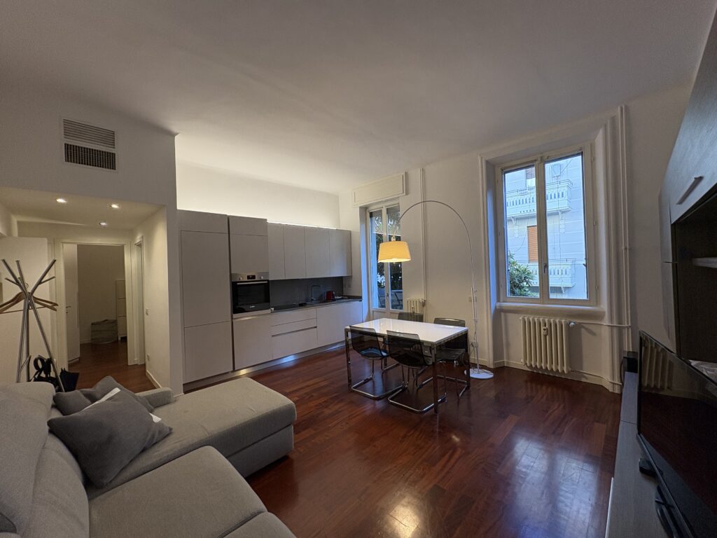 BILOCALE – VIA ERCOLE FERRARIO 7 MILANO
